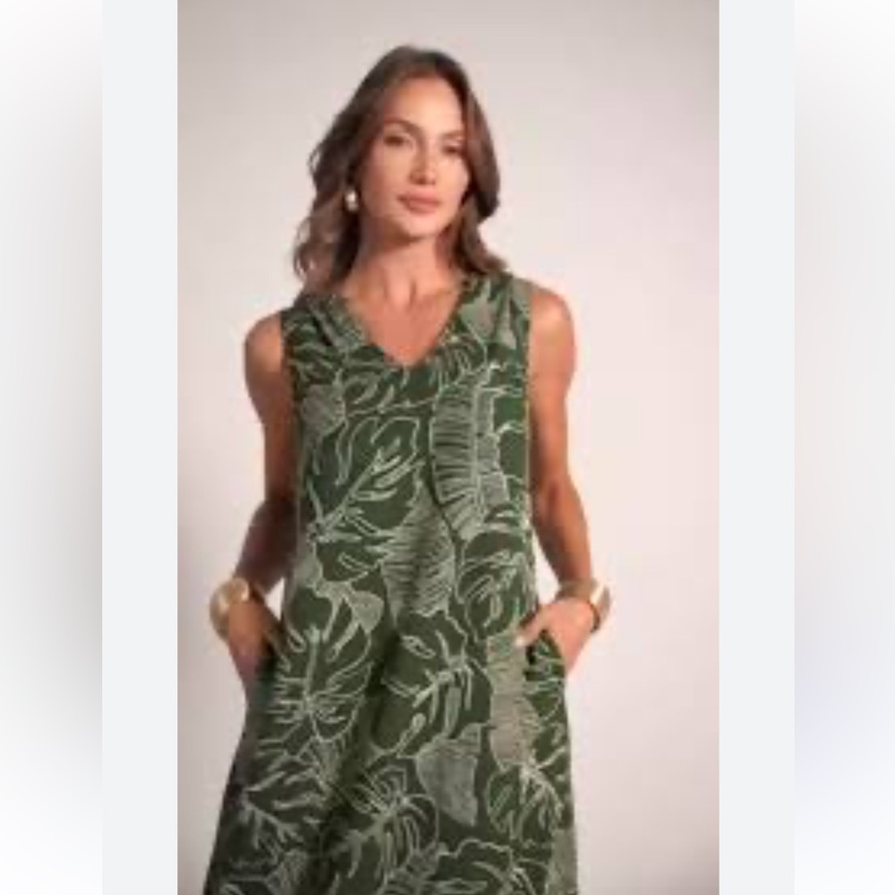 Green Leaf Print Sleeveless Dress